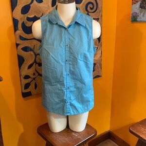 Like New Columbia Sleeveless Button Up Top